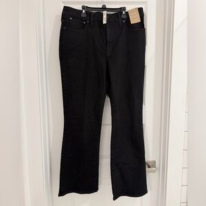 NEW Madewell Mid-Rise Kick Out Jean